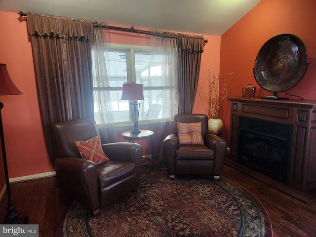 520 GALE RD, Camp Hill, PA 17011