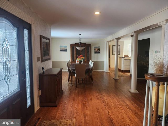 520 GALE RD, Camp Hill, PA 17011