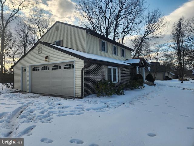 520 GALE RD, Camp Hill, PA 17011