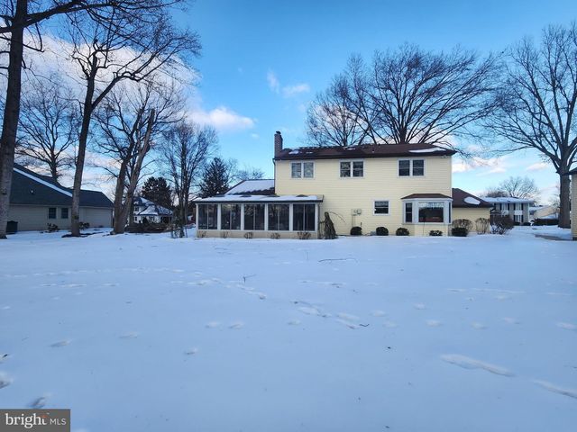 520 GALE RD, Camp Hill, PA 17011