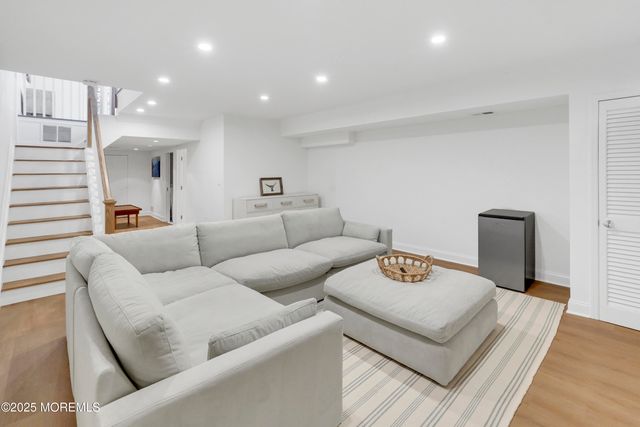 18 Wyckham Road, Spring Lake Heights, NJ 07762