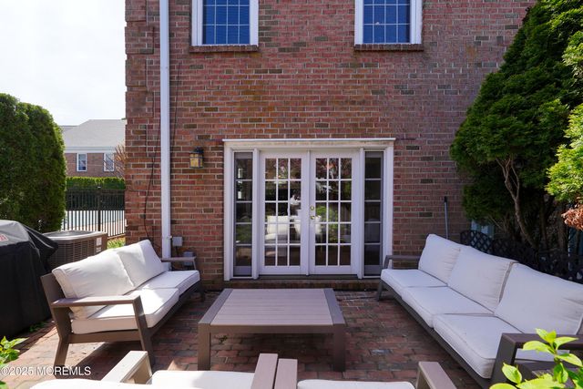 18 Wyckham Road, Spring Lake Heights, NJ 07762