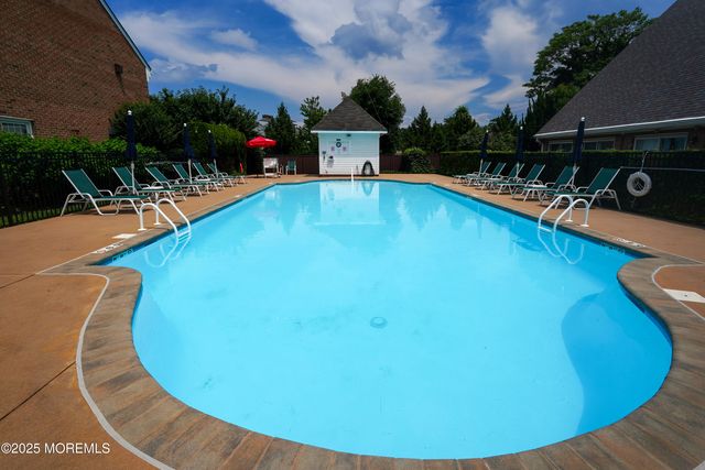 18 Wyckham Road, Spring Lake Heights, NJ 07762