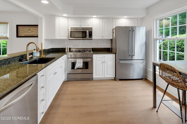 18 Wyckham Road, Spring Lake Heights, NJ 07762