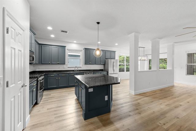 15814 STARLING WATER DRIVE, Lithia, FL 33547