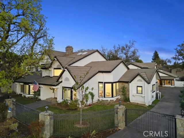 9514 Oakridge Place, Chatsworth, CA 91311