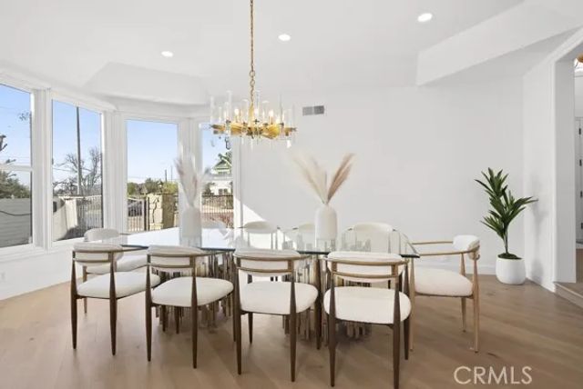 9514 Oakridge Place, Chatsworth, CA 91311