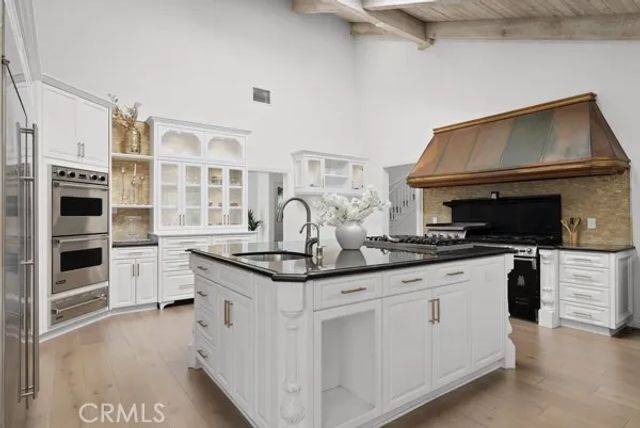 9514 Oakridge Place, Chatsworth, CA 91311