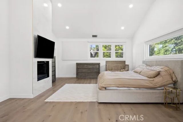 9514 Oakridge Place, Chatsworth, CA 91311