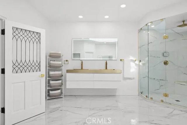 9514 Oakridge Place, Chatsworth, CA 91311