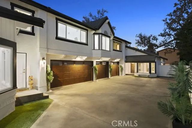 9514 Oakridge Place, Chatsworth, CA 91311