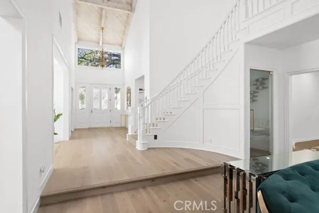 9514 Oakridge Place, Chatsworth, CA 91311