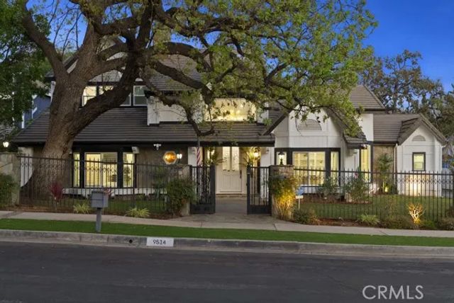 9514 Oakridge Place, Chatsworth, CA 91311