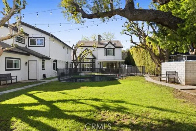 9514 Oakridge Place, Chatsworth, CA 91311