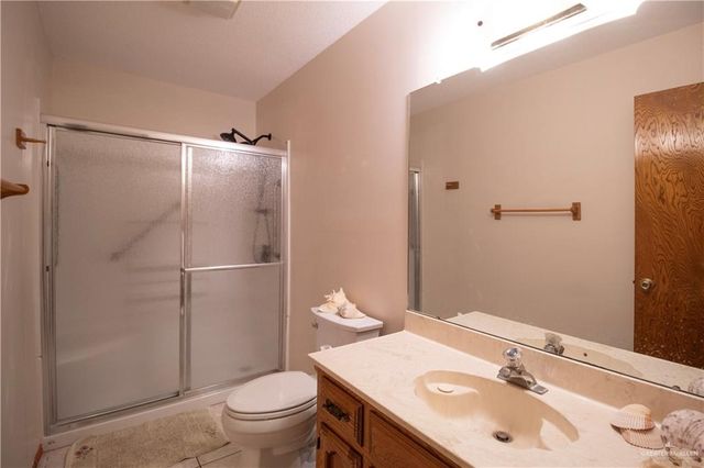 1419 Leo Street, Mission, TX 78572