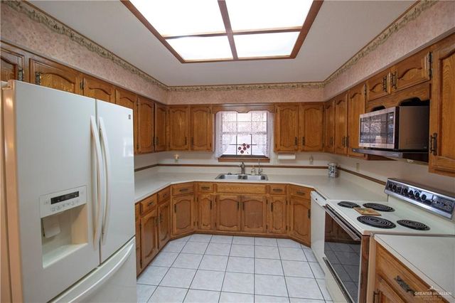 1419 Leo Street, Mission, TX 78572