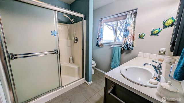 32805 J Place, Ocean Park, WA 98640