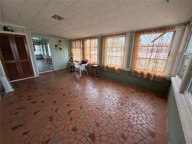 5066 PEBBLE BEACH AVENUE, Sarasota, FL 34234