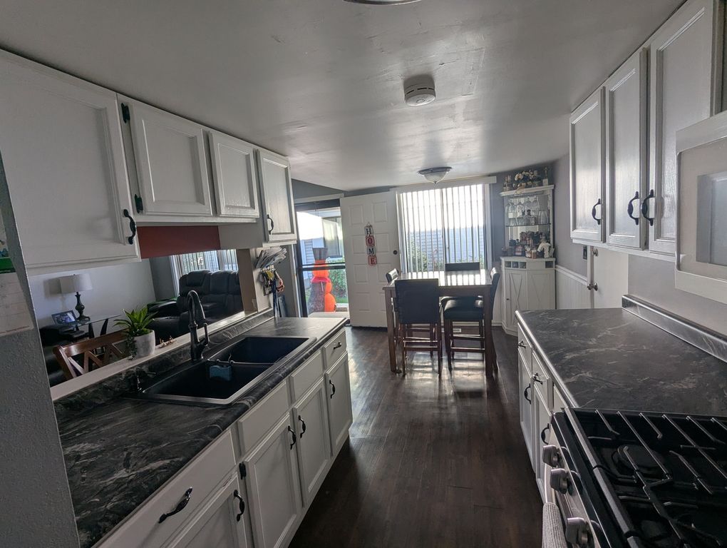 2S758 Winchester Circle 3, Warrenville, IL 60555 — photo 5