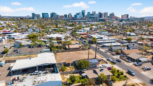 1244 W PIERCE Street -, Phoenix, AZ 85007