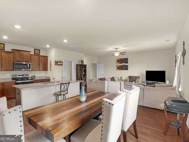 3831 Saddle Hill Way, Douglasville, GA 30135