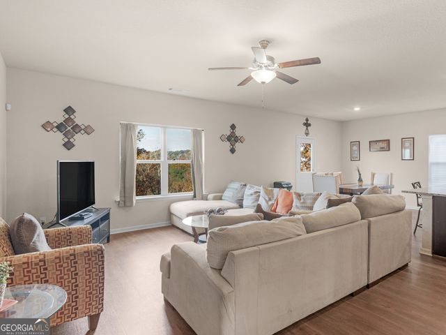 3831 Saddle Hill Way, Douglasville, GA 30135