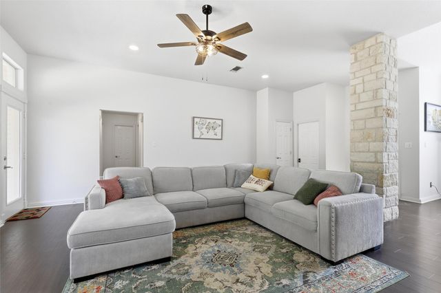 1541 County Road 318, Glen Rose, TX 76043