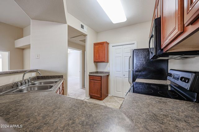 17017 N 12TH Street 2008, Phoenix, AZ 85022