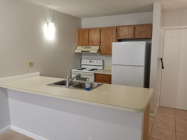 2771 Riverside Drive 210-a, Coral Springs, FL 33065