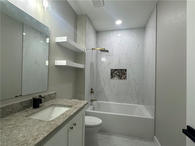 1514 DANSBY Street, Bryan, TX 77803