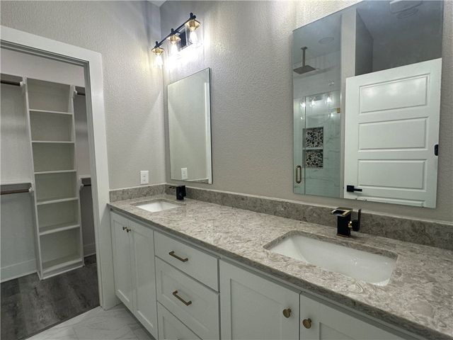 1514 DANSBY Street, Bryan, TX 77803