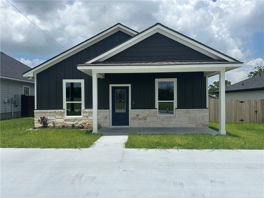 1514 DANSBY Street, Bryan, TX 77803