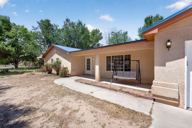 21 Shadow View Road, Los Lunas, NM 87031