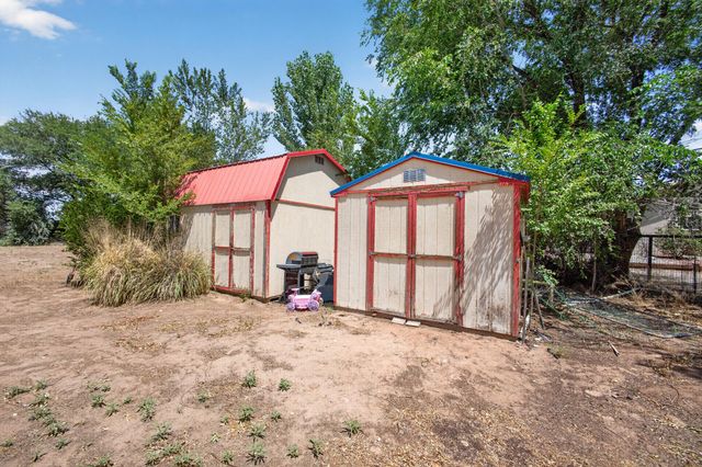21 Shadow View Road, Los Lunas, NM 87031