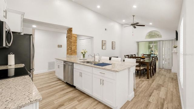 1044 NIN STREET, Orlando, FL 32835