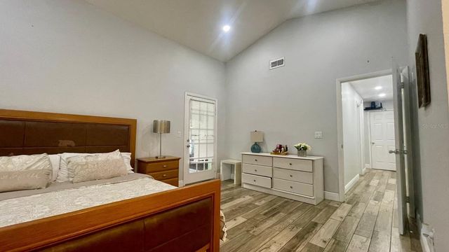 1044 NIN STREET, Orlando, FL 32835