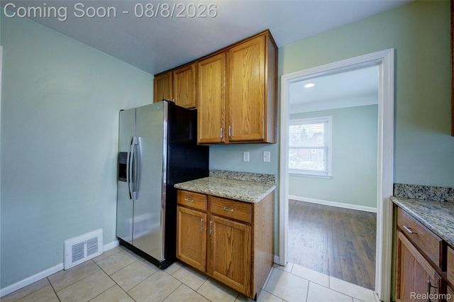 415 S Campbell Road, Royal Oak, MI 48067