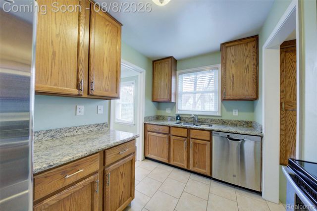 415 S Campbell Road, Royal Oak, MI 48067