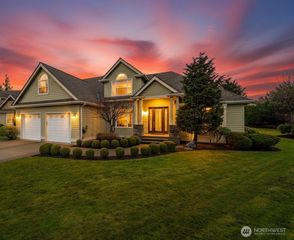 424 Island Green Way, Lynden, WA 98264