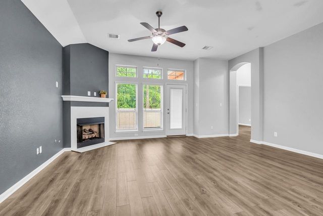 14320 N Summerchase Circle, Willis, TX 77318