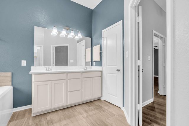 14320 N Summerchase Circle, Willis, TX 77318