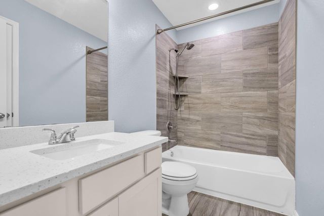 14320 N Summerchase Circle, Willis, TX 77318