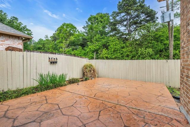 14320 N Summerchase Circle, Willis, TX 77318