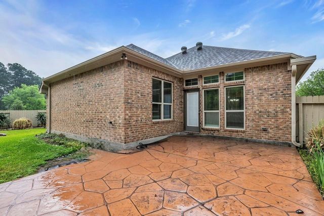 14320 N Summerchase Circle, Willis, TX 77318