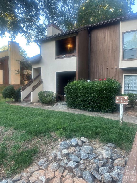 7100 Winery Lane, Charlotte, NC 28227