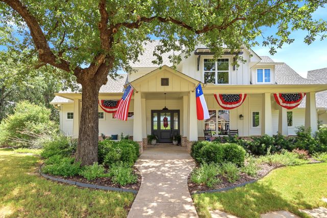 533 S Sugartree Drive, Lipan, TX 76462
