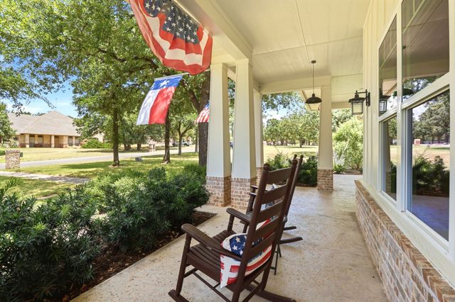 533 S Sugartree Drive, Lipan, TX 76462