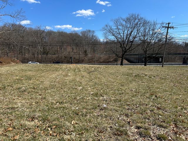 260 Amity Street, Meriden, CT 06450