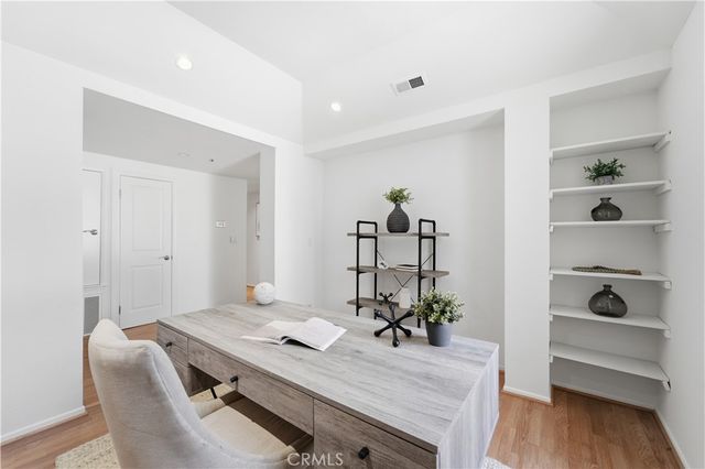 2559 Plaza Del Amo 202, Torrance, CA 90503