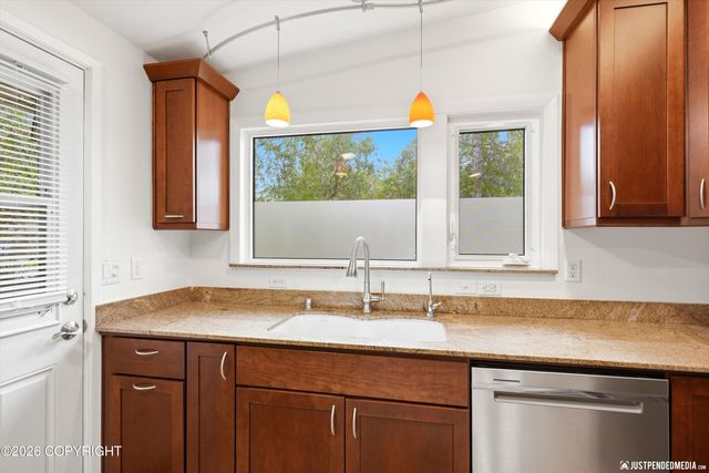 3601 Knik Avenue, Anchorage, AK 99517